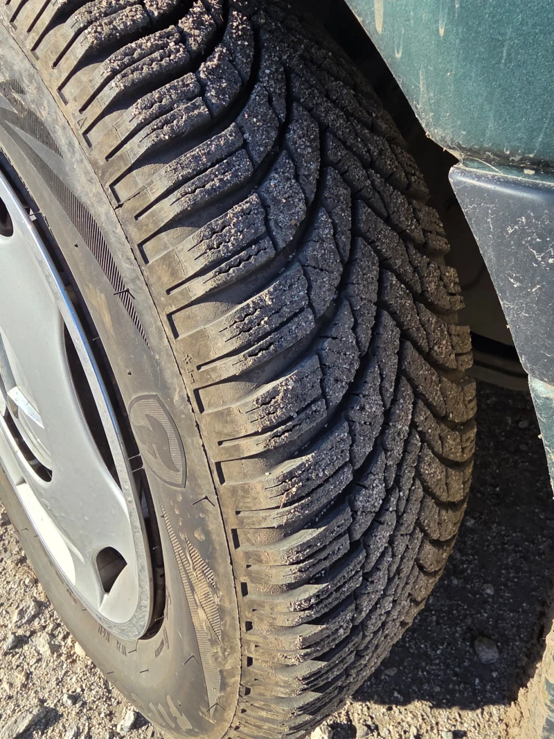 Mercedes-Benz C 220, снимка 8 - Автомобили и джипове - 52928768