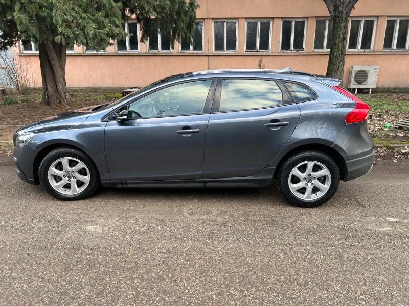 Volvo V40 Cross Country 1.6 D2 Cross Country , снимка 10 - Автомобили и джипове - 53027547