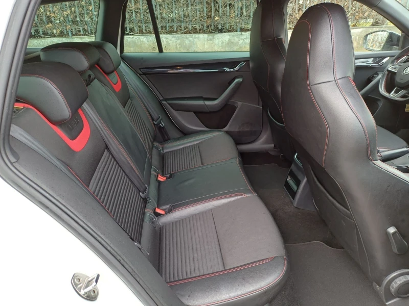 Skoda Octavia VRS, снимка 15 - Автомобили и джипове - 53373501