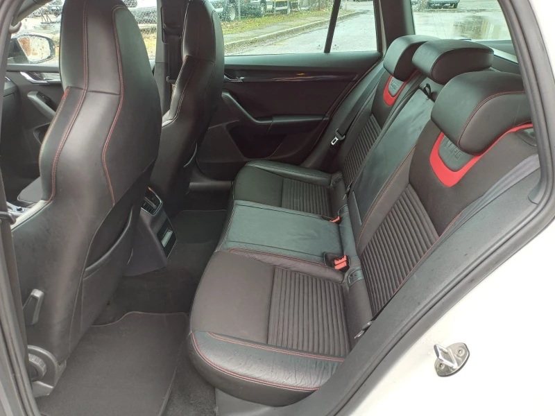 Skoda Octavia VRS, снимка 16 - Автомобили и джипове - 53373501