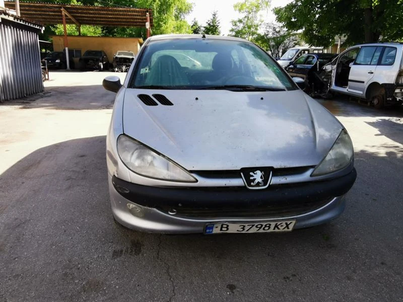 Peugeot 206 1.4 I - изображение 2