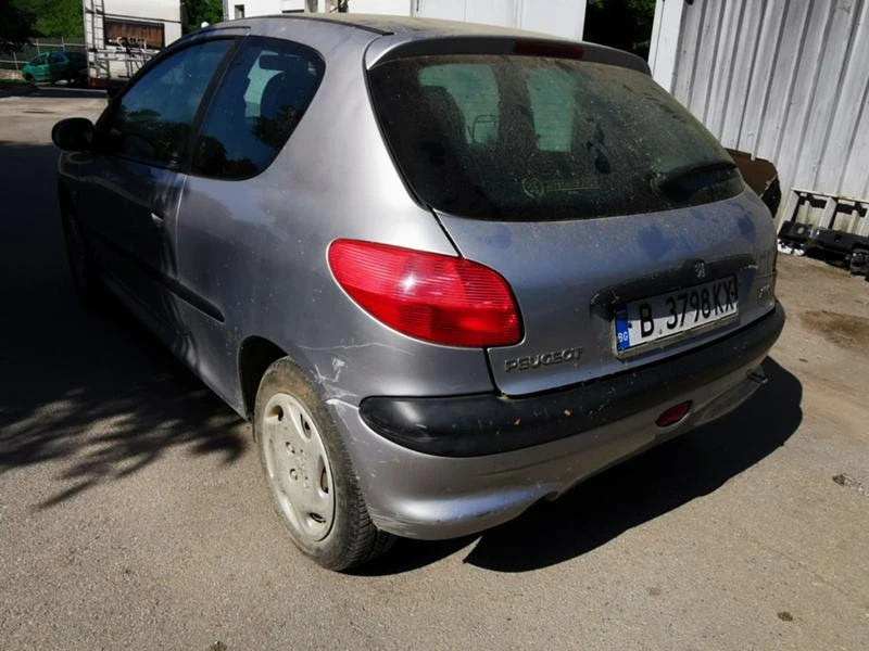 Peugeot 206 1.4 I - изображение 4