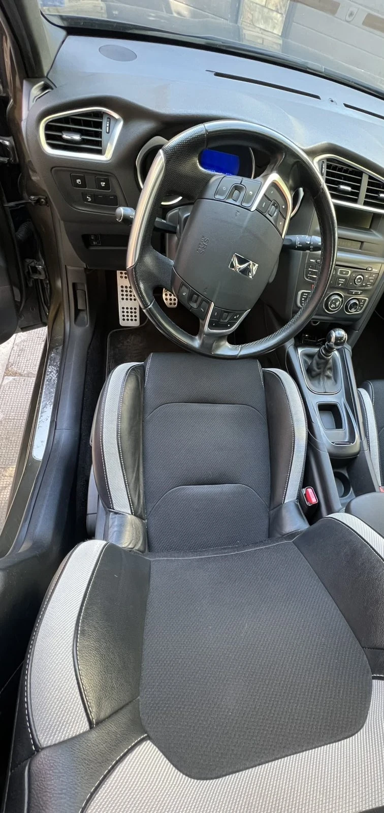 Citroen DS4 2.0 HDI 163к.с. Diesel , снимка 6 - Автомобили и джипове - 48031222