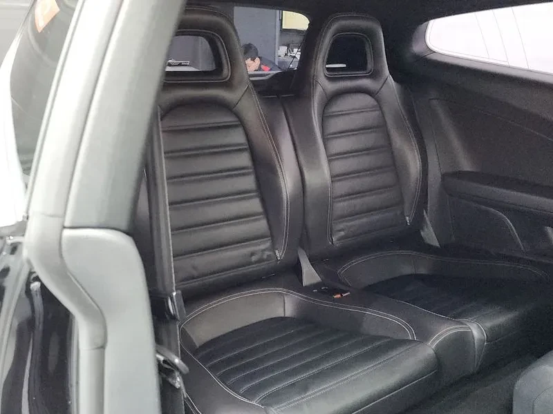 VW Scirocco 2.0 Tdi R-Line, снимка 12 - Автомобили и джипове - 55885271