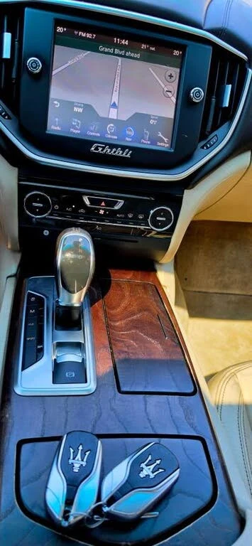 Maserati Ghibli S Q4 AWD, снимка 9 - Автомобили и джипове - 56099649
