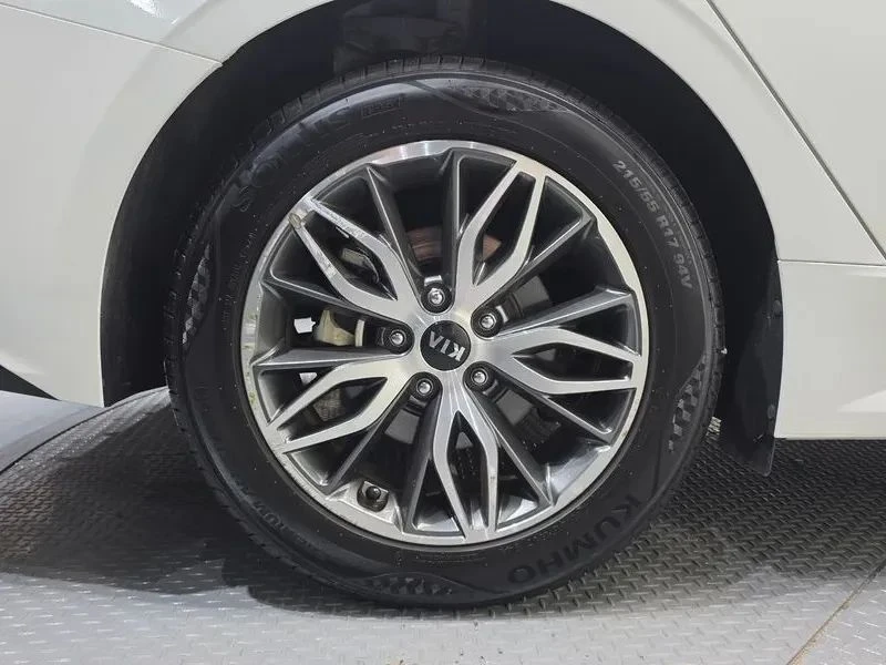 Kia K5, снимка 5 - Автомобили и джипове - 56688109