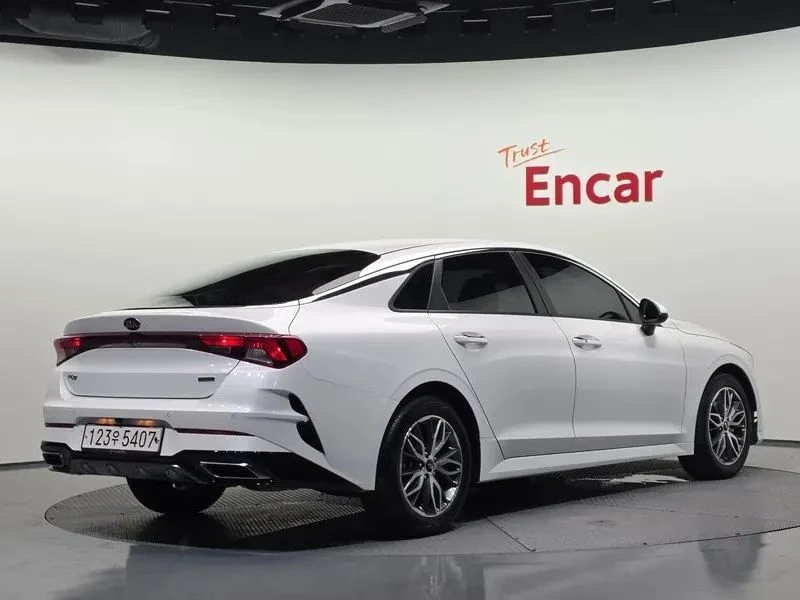 Kia K5, снимка 2 - Автомобили и джипове - 56688109