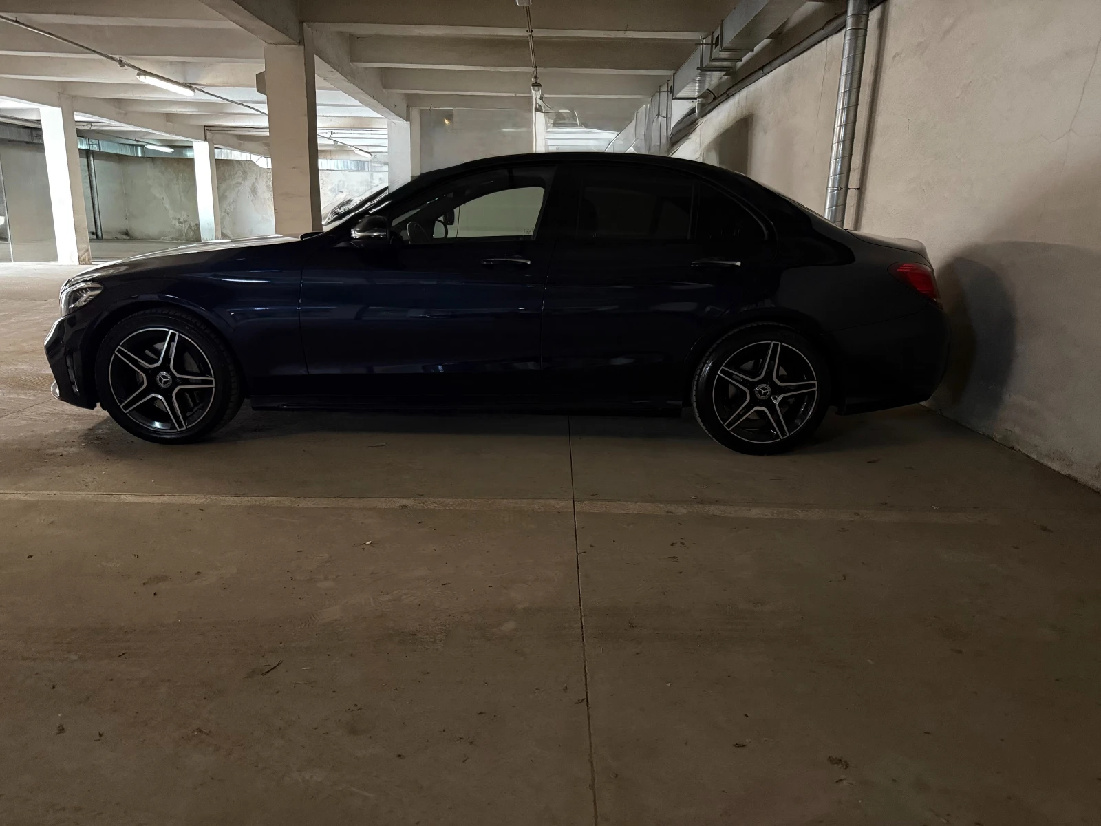 Mercedes-Benz C 220 300D 4 MATIC AMG - изображение 3