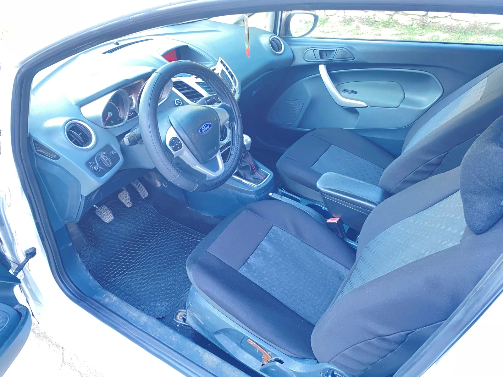 Ford Fiesta  - изображение 10