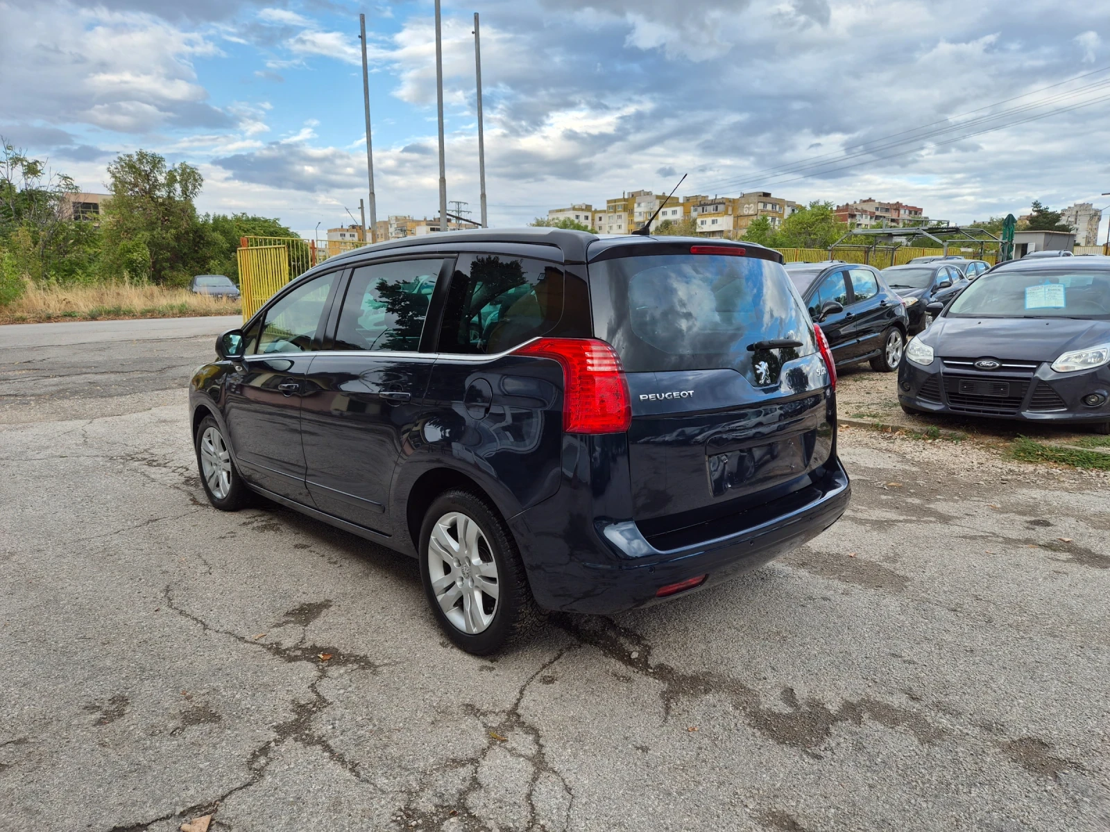 Peugeot 5008 2.0HDI 150К.С. FULL - изображение 7