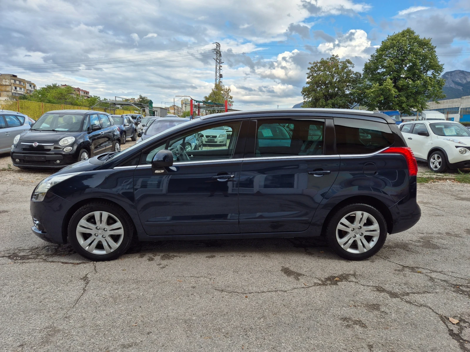 Peugeot 5008 2.0HDI 150К.С. FULL - изображение 8