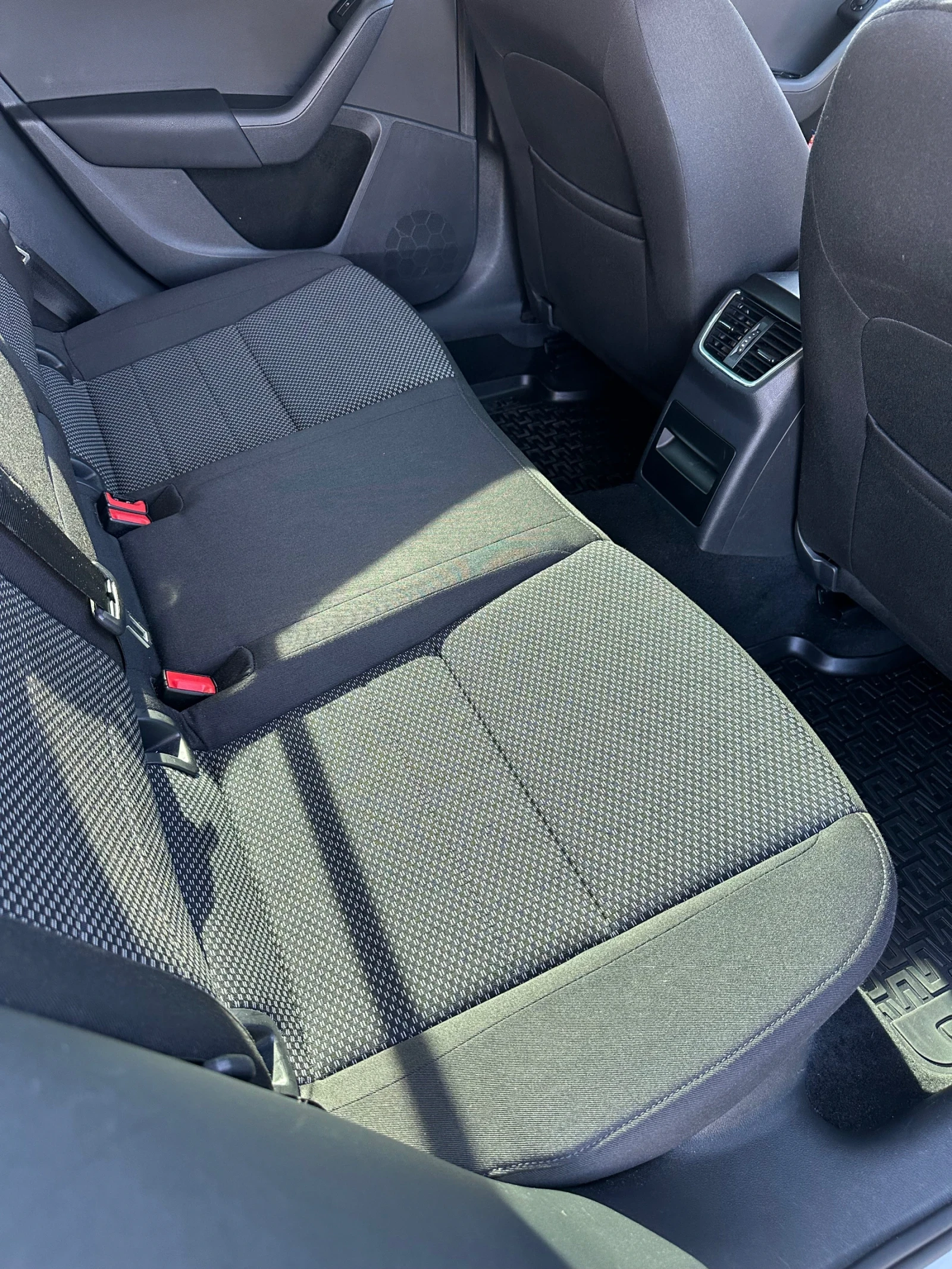 Skoda Octavia 1.6TDI | 110hp | Camera | Navi | CarPlay | Mobile.bg   12