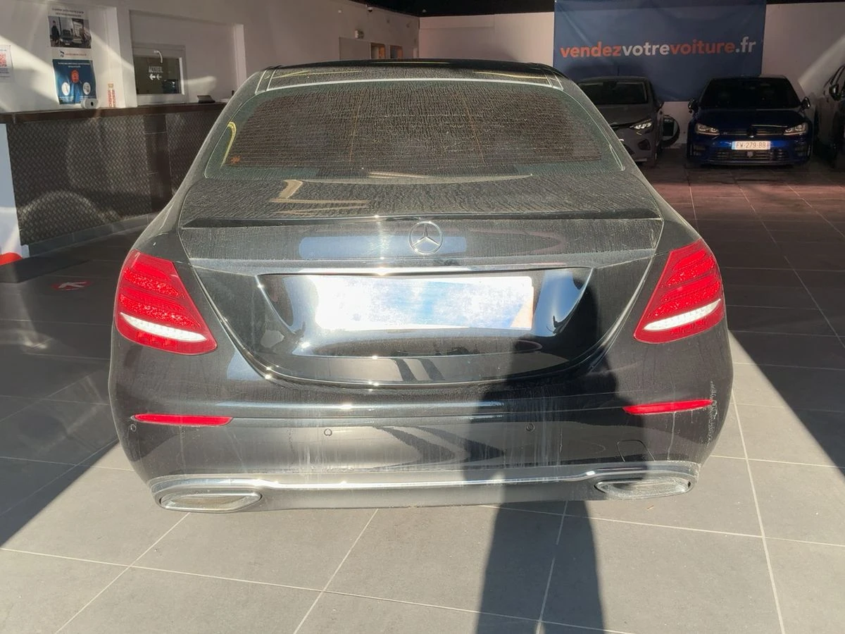 Mercedes-Benz E 220 E 220d Avantgard - изображение 4