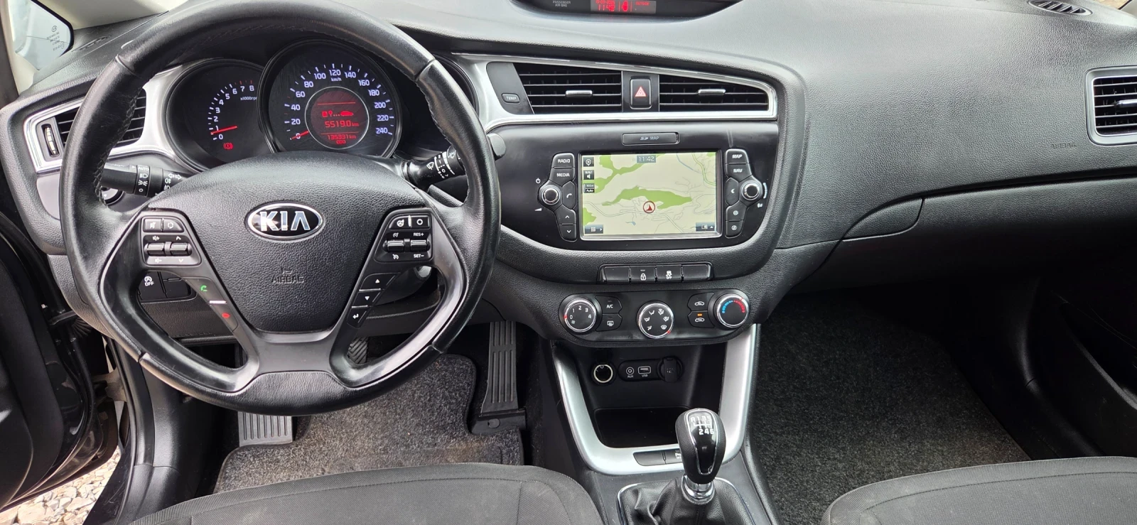 Kia Ceed 1.4 100к.с, снимка 14 - Автомобили и джипове - 53768656