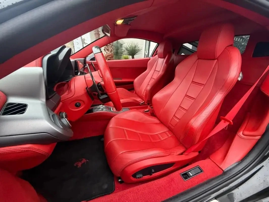 Ferrari 458 Italia, снимка 5 - Автомобили и джипове - 54219816