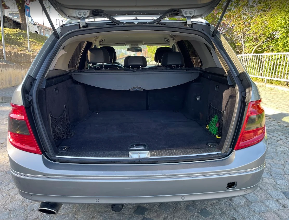 Mercedes-Benz C 220, снимка 4 - Автомобили и джипове - 54315245