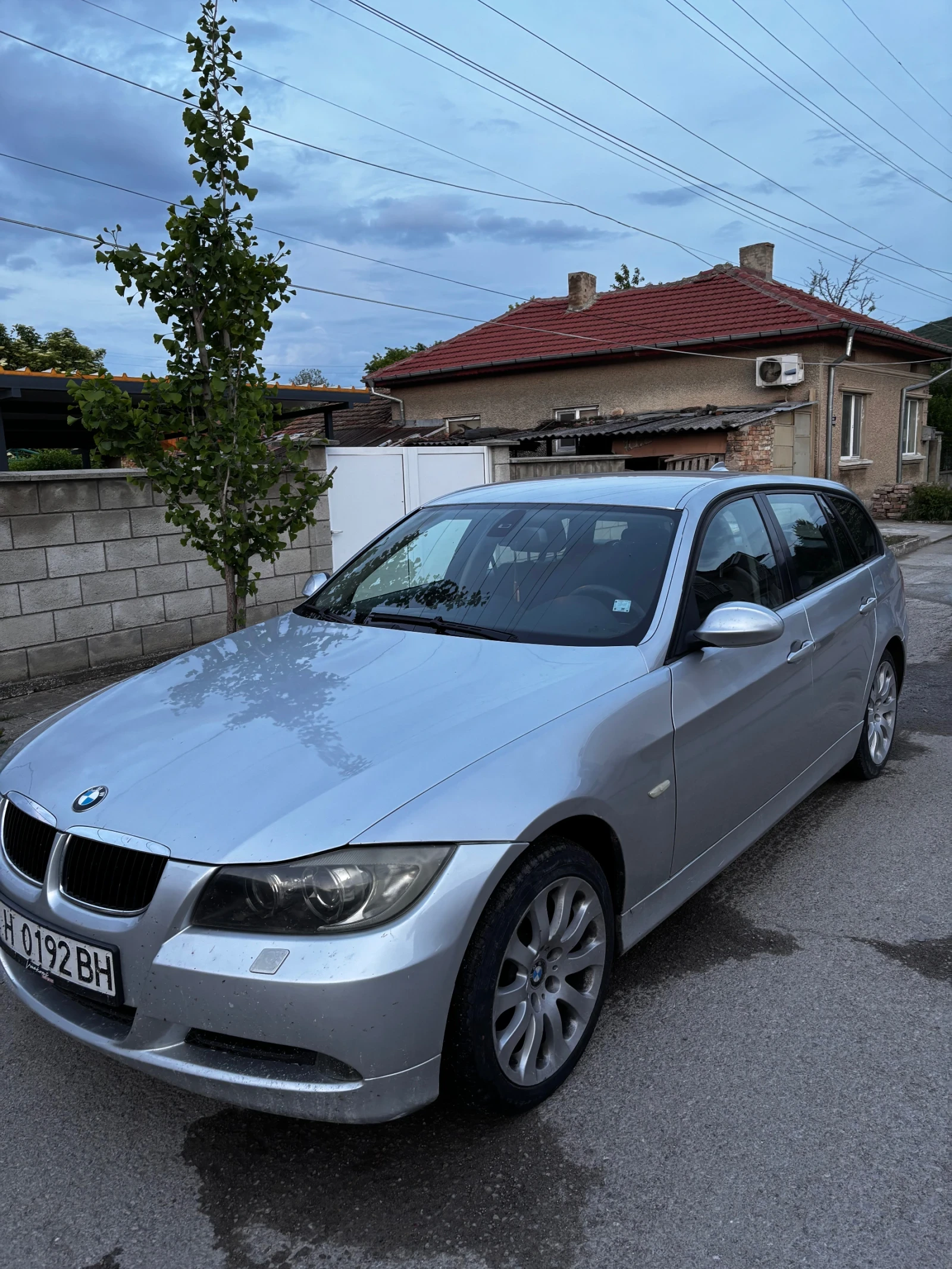 BMW 320, снимка 3 - Автомобили и джипове - 54622651
