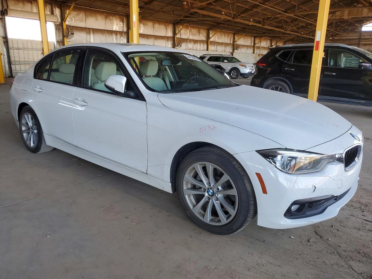 BMW 320 2.0l I, снимка 4 - Автомобили и джипове - 54705892