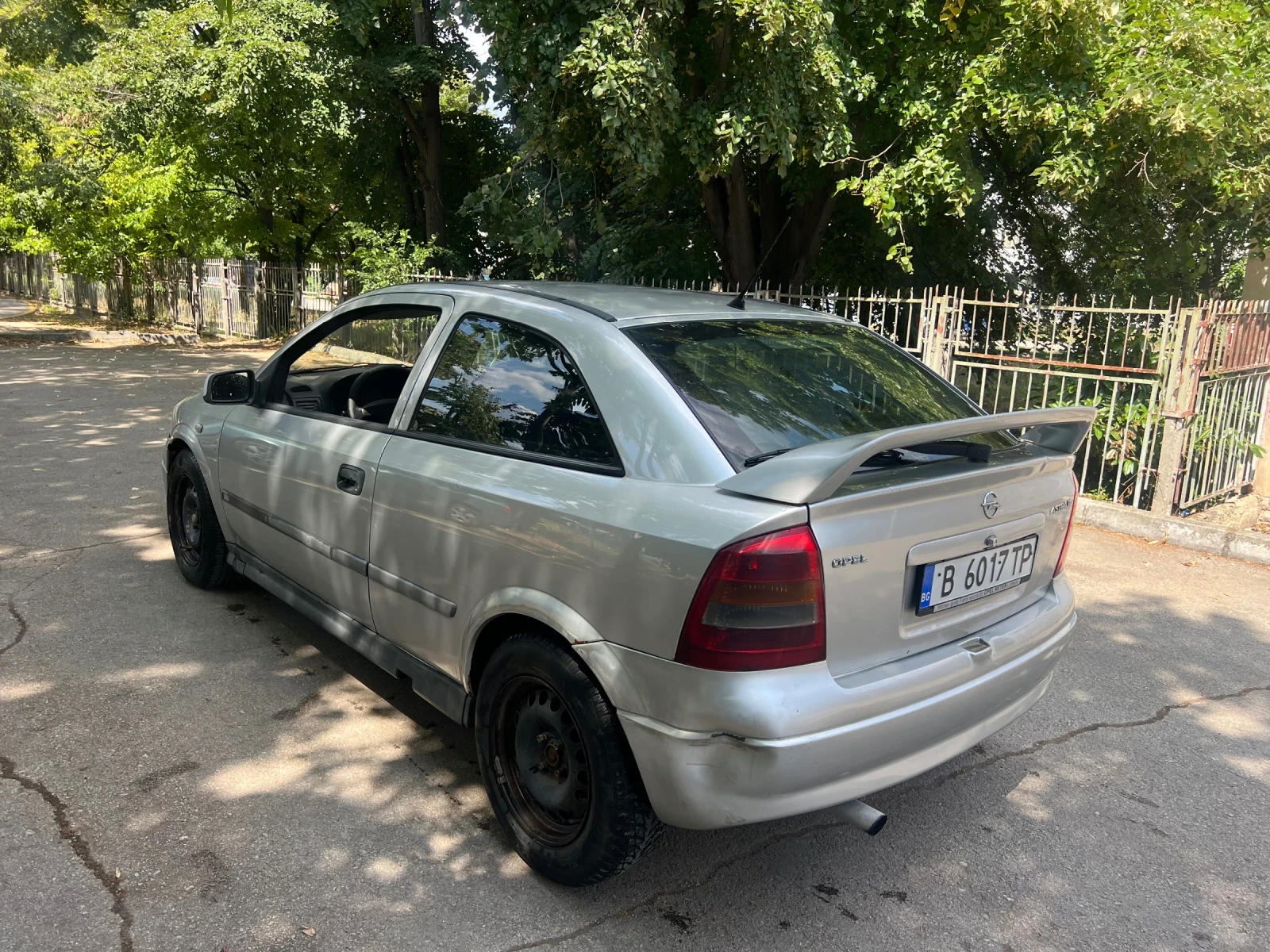 Opel Astra 1.6 16V, снимка 5 - Автомобили и джипове - 55418755