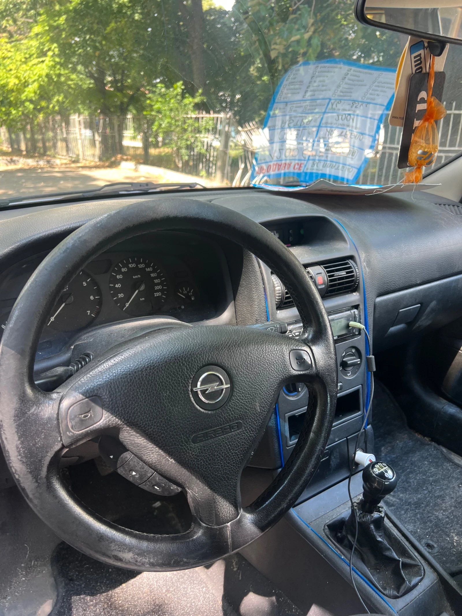 Opel Astra 1.6 16V, снимка 8 - Автомобили и джипове - 55418755