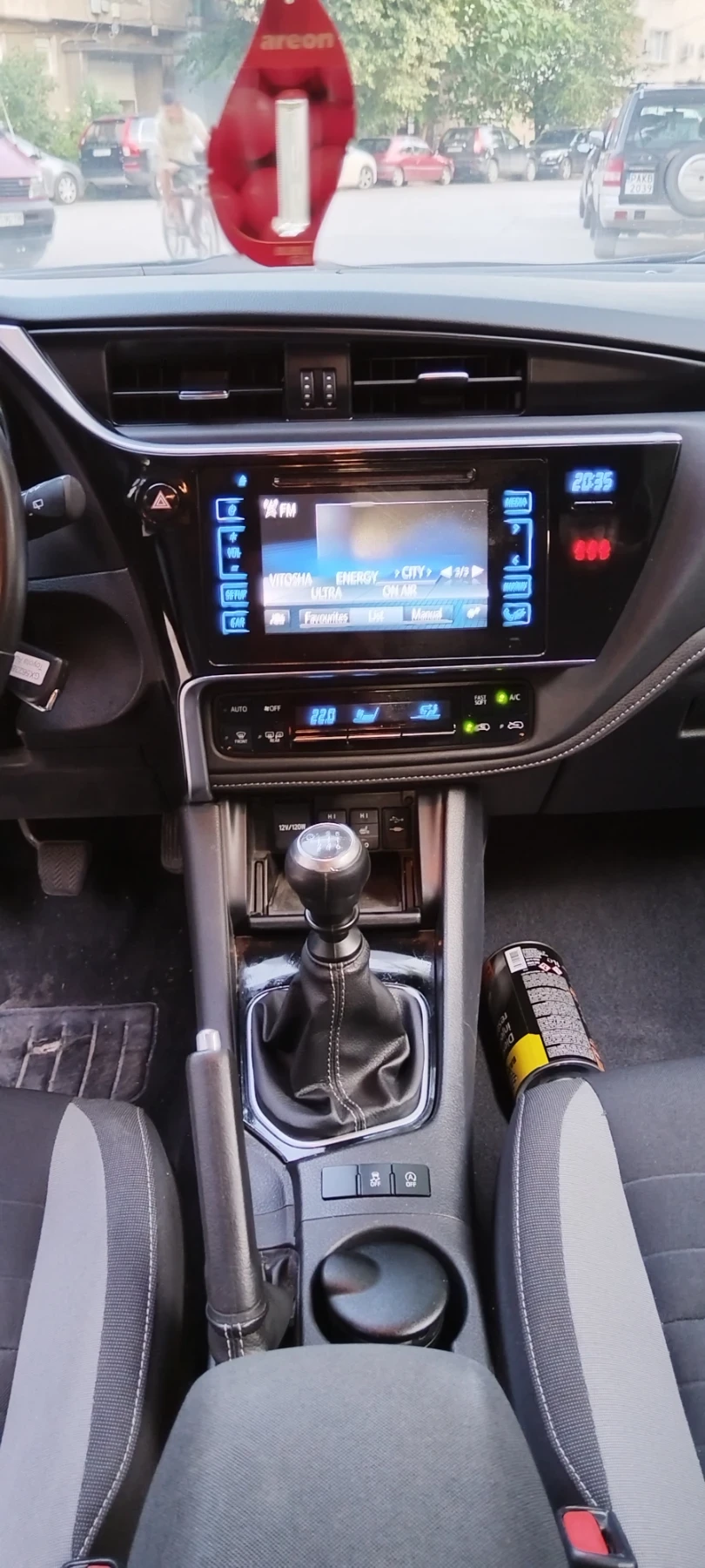 Toyota Auris, снимка 4 - Автомобили и джипове - 55599595