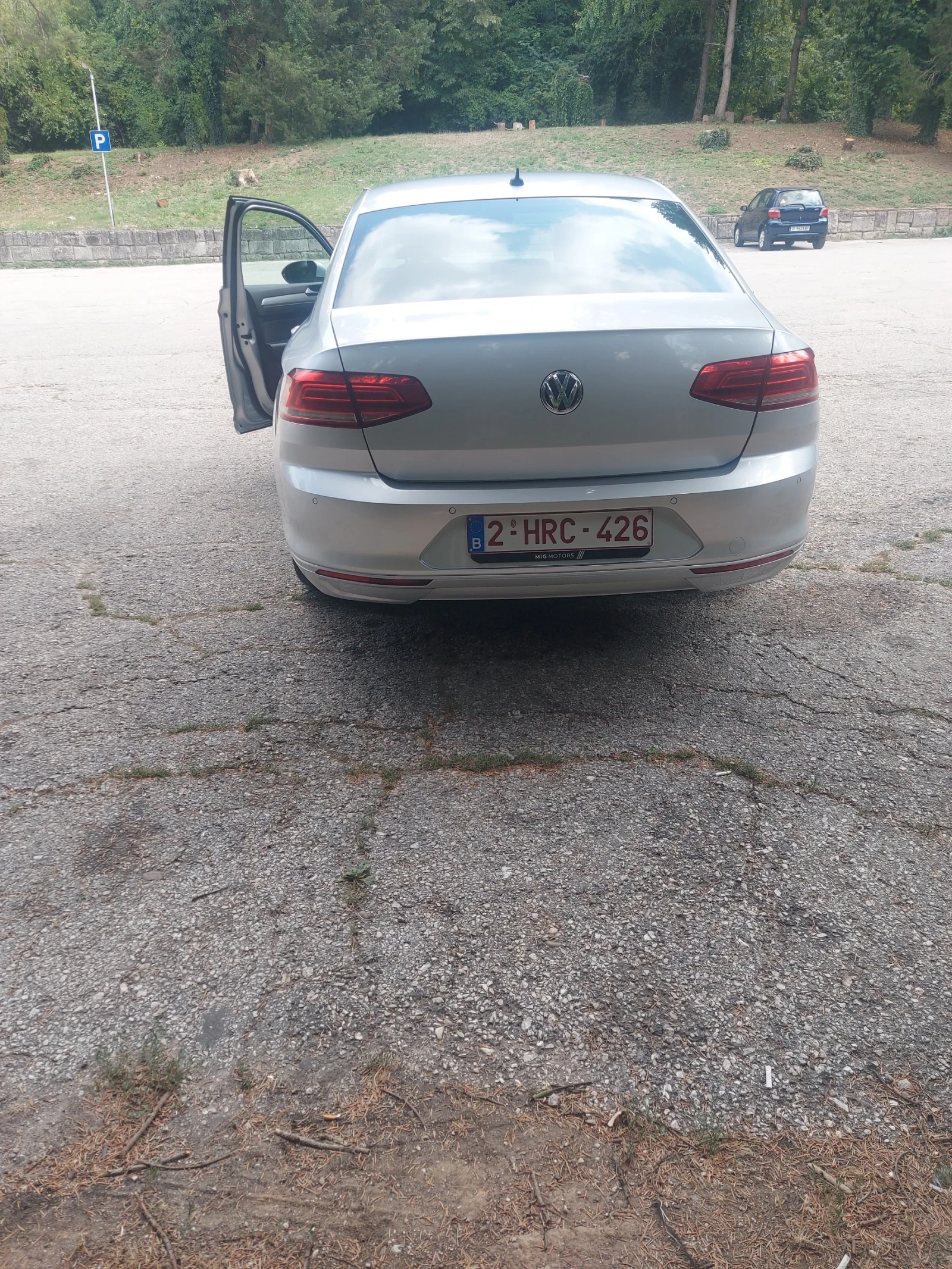 VW Passat, снимка 4 - Автомобили и джипове - 55824916