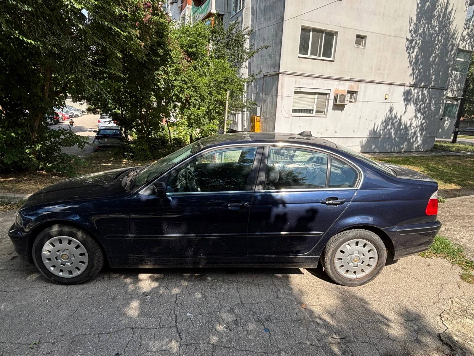 BMW 320  2.0 бензин, снимка 4 - Автомобили и джипове - 56202122
