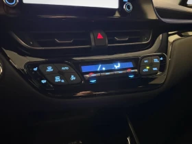 Toyota C-HR XLE Premium FWD, снимка 13