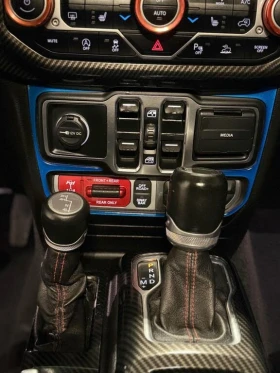 Jeep Gladiator АвтоКредит* (ЦЕНА ДО БГ)Jeep Gladiator Rubicon - 42999 € / 84098.73 лв. - 42775471 12