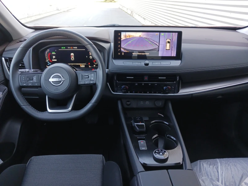 Nissan X-trail e-4orce 4WD, снимка 10 - Автомобили и джипове - 47952523