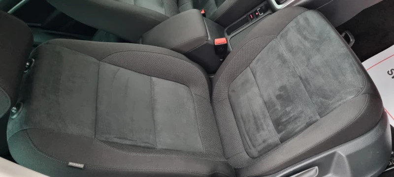VW Tiguan 2.0TDI * 4x4* * FACELIFT* * AVTOMAT* * NAVI* SWISS, снимка 10 - Автомобили и джипове - 49745487