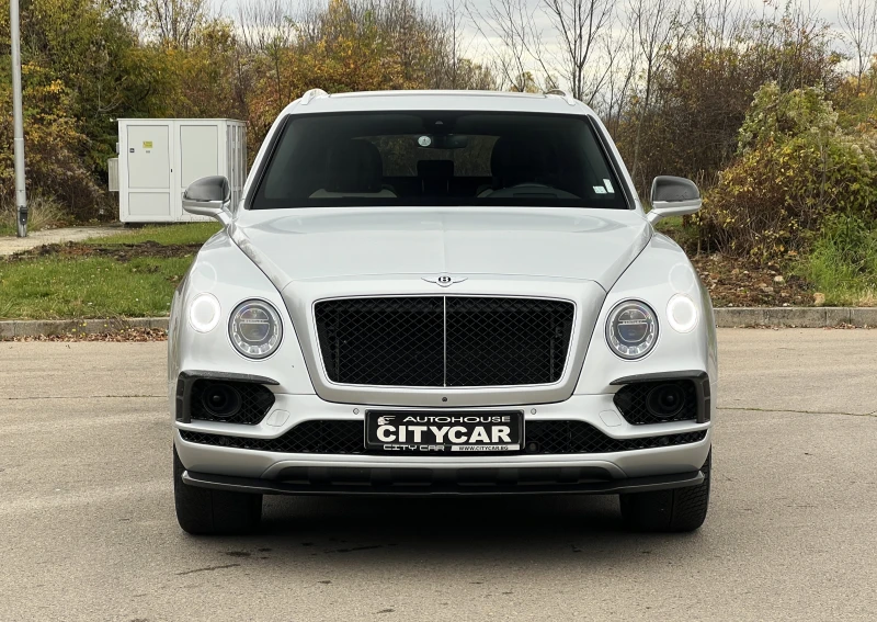 Bentley Bentayga 4.0D/CARBON/MULLINER/NIGHT VISION/PANO/HUD/360/TV/, снимка 2 - Автомобили и джипове - 52321544