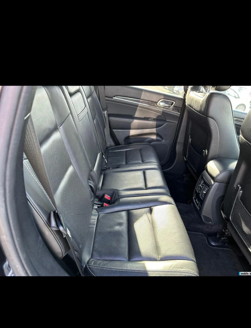 Jeep Grand cherokee Overland , снимка 9 - Автомобили и джипове - 52809495