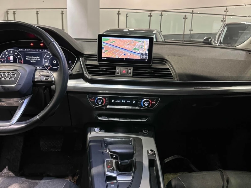 Audi Q5 * Technik * CARFAX * БЕЗ ПЪРВОНАЧАЛНА ВНОСКА, снимка 9 - Автомобили и джипове - 52934199