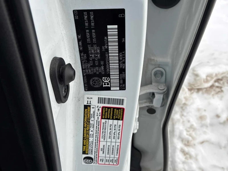 Toyota Highlander * AWD * CARFAX * Подгреви * Keyless, снимка 10 - Автомобили и джипове - 53453999