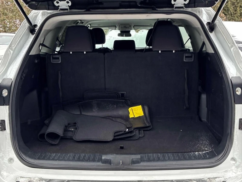 Toyota Highlander * AWD * CARFAX * Подгреви * Keyless, снимка 17 - Автомобили и джипове - 53453999