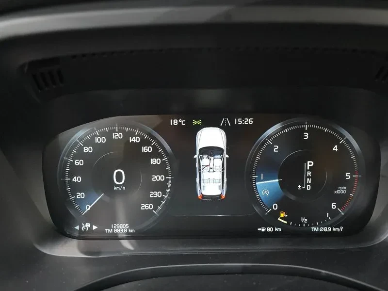 Volvo XC60 2Nd Generation D5 Inscription, снимка 8 - Автомобили и джипове - 56656115