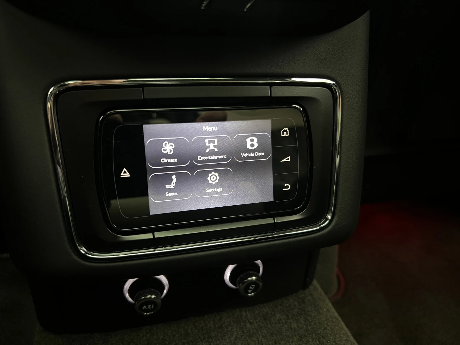 Bentley Bentayga 4.0D/CARBON/MULLINER/NIGHT VISION/PANO/HUD/360/TV/ | Mobile.bg   14