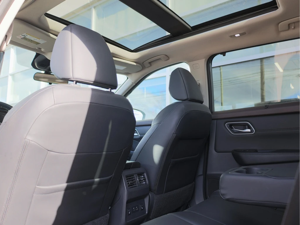 Nissan Rogue * SV AWD | 360 Cam | Power Liftgate | Remote Start | Mobile.bg � ����������� 15