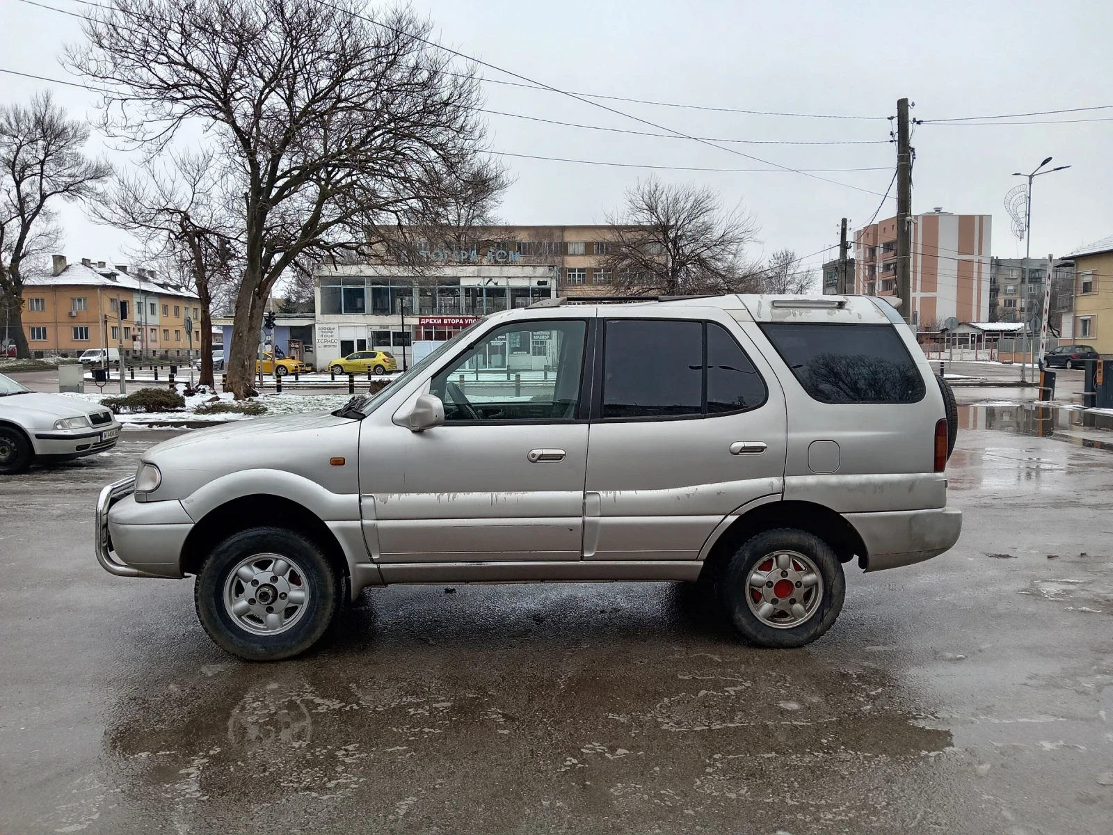 Tata Safari  - изображение 3