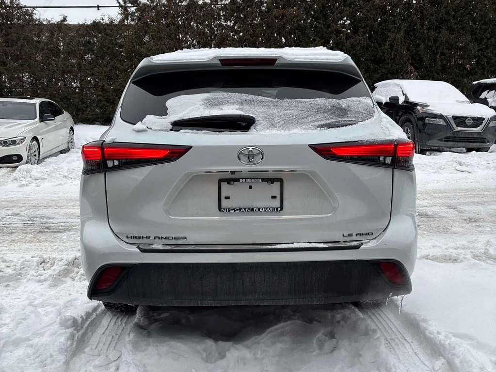 Toyota Highlander * AWD * CARFAX * Подгреви * Keyless - изображение 4