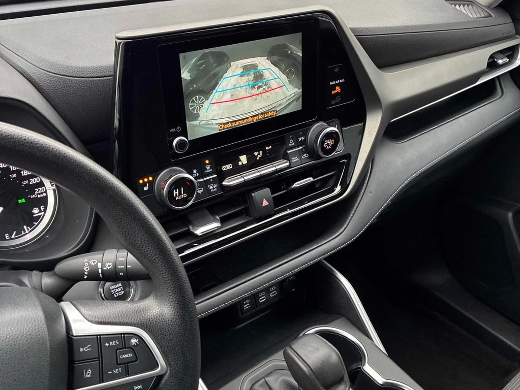 Toyota Highlander * AWD * CARFAX * Подгреви * Keyless - изображение 9