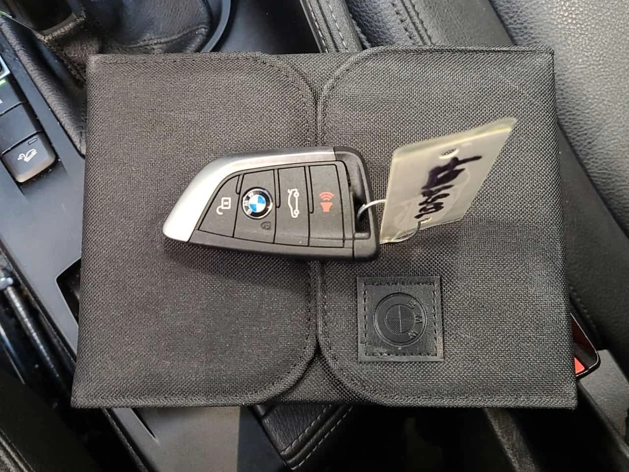 BMW X1  XDRIVE28I| PANORAMA| AMBIENT| ПОДГРЕВИ| CARFAX, снимка 17 - Автомобили и джипове - 53951031