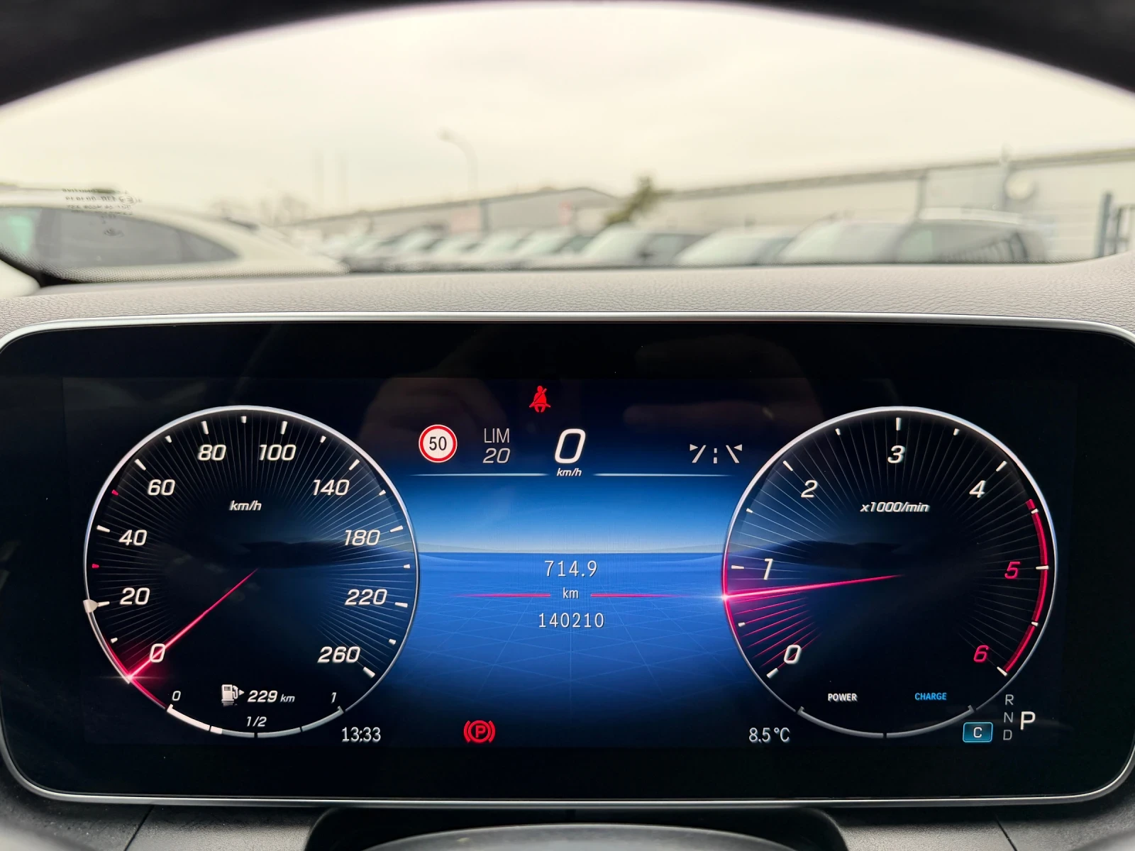 Mercedes-Benz GLC 220 d Avantgarde - 4 Matic, снимка 11 - Автомобили и джипове - 53990132