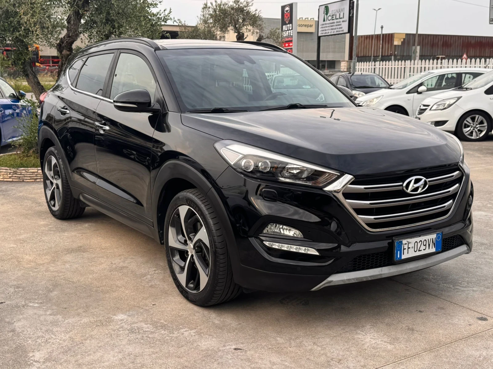 Hyundai Tucson 1.7CRDI-140к.с/АВТОМАТИК/НАВИГАЦИЯ/ПАНОРАМА!!! 