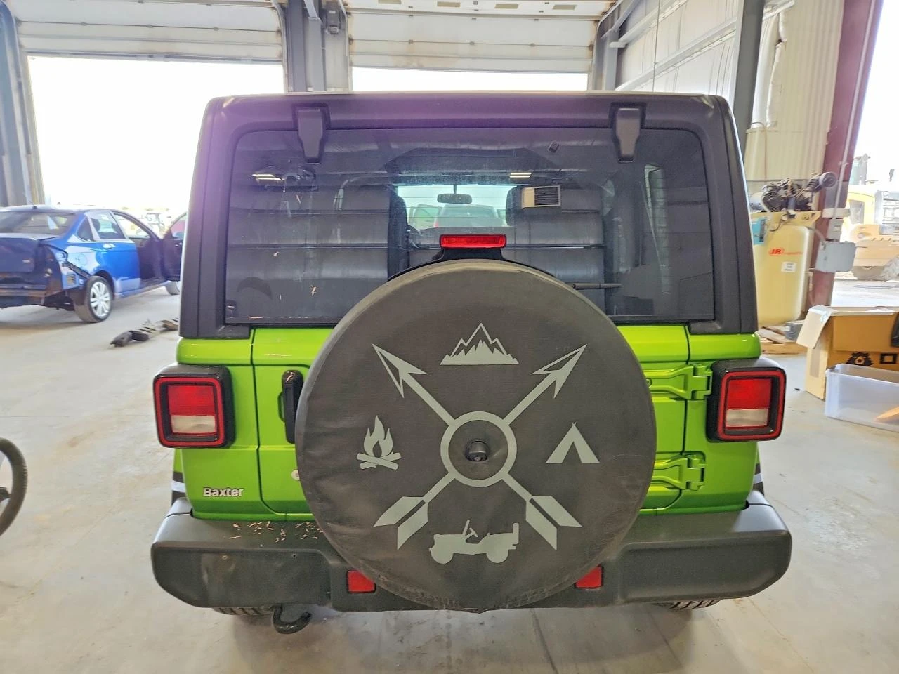 Jeep Wrangler 2.0l Unlimited Sahara, снимка 6 - Автомобили и джипове - 54705973