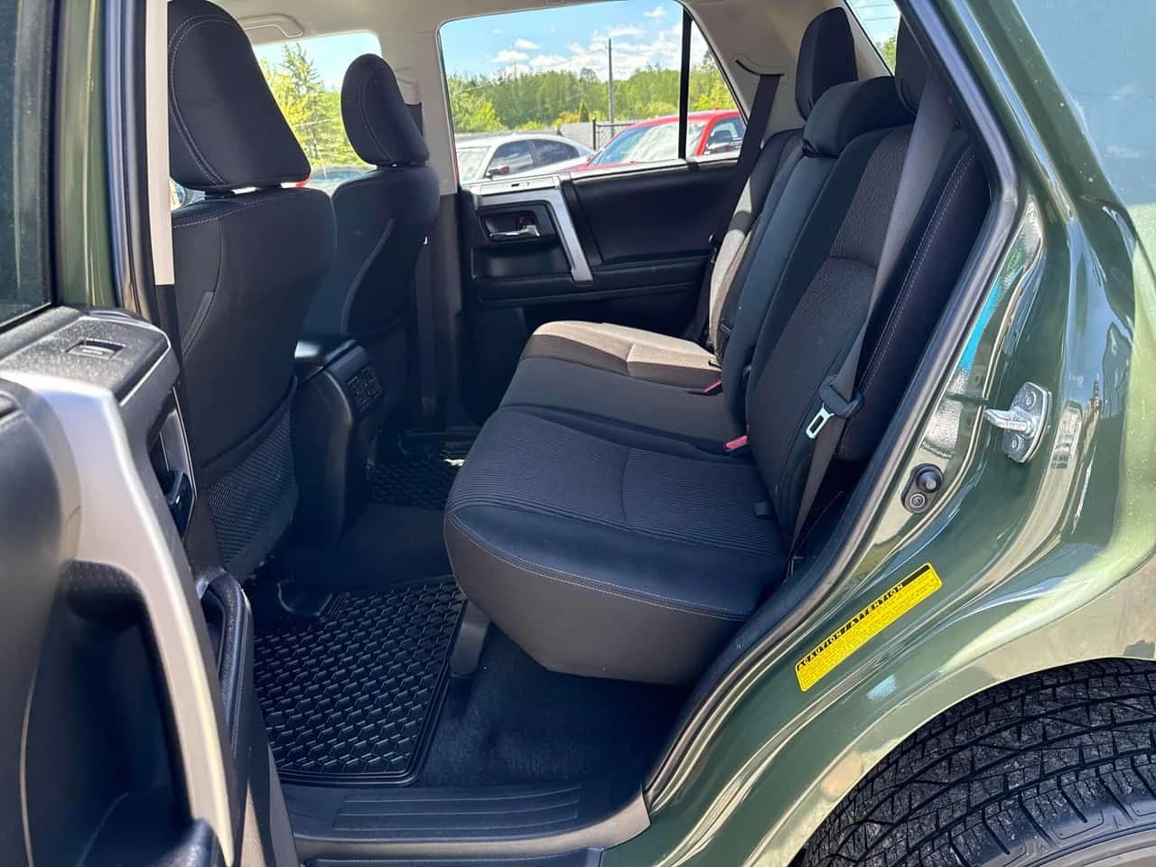 Toyota 4runner * 4WD * АВТОКРЕДИТ БЕЗ ПЪРВОНАЧАЛНА ВНОСКА* , снимка 10 - Автомобили и джипове - 54836713