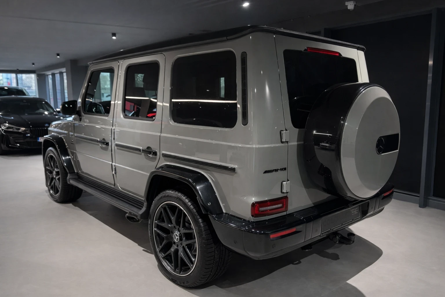 Mercedes-Benz G 63 AMG, снимка 3 - Автомобили и джипове - 55936429