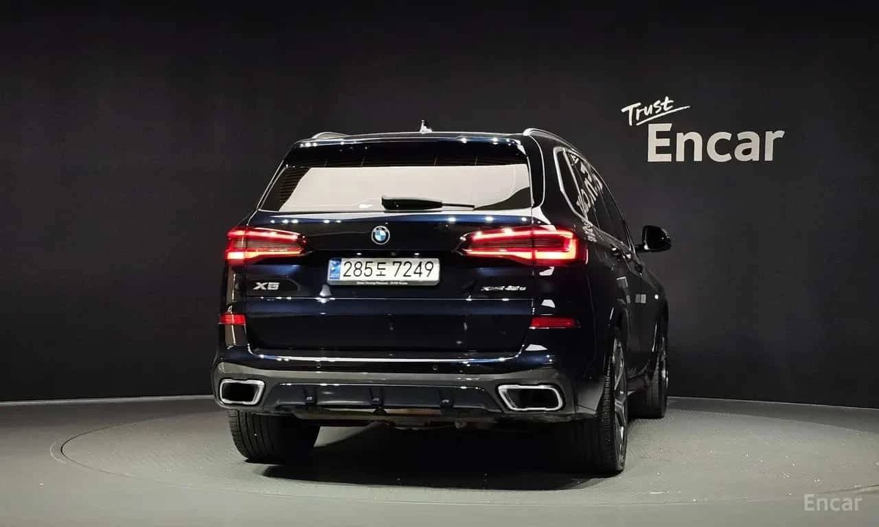 BMW X5 xDrive 45e | M Sport | Air Ride | 360 | Laser, снимка 4 - Автомобили и джипове - 56223830