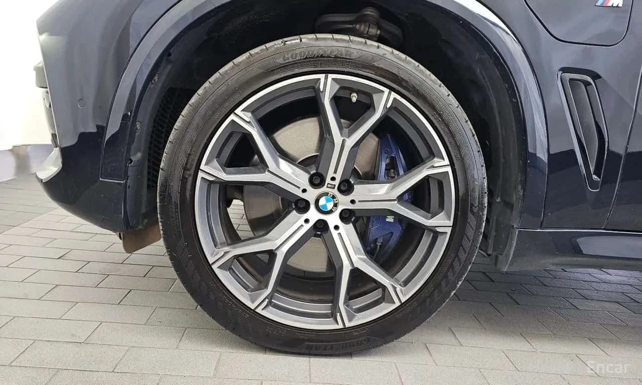 BMW X5 xDrive 45e | M Sport | Air Ride | 360 | Laser, снимка 5 - Автомобили и джипове - 56223830